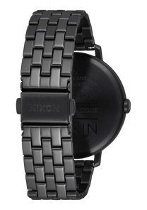 Arrow - All Black View 3